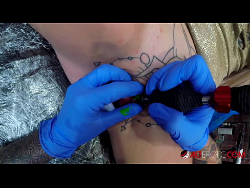 ❤️ Extremely tattooed hottie Sully Savage has a tattoo on her clitoris ❌ Porno at en-gb.extraclasswork.ru ❌️❤